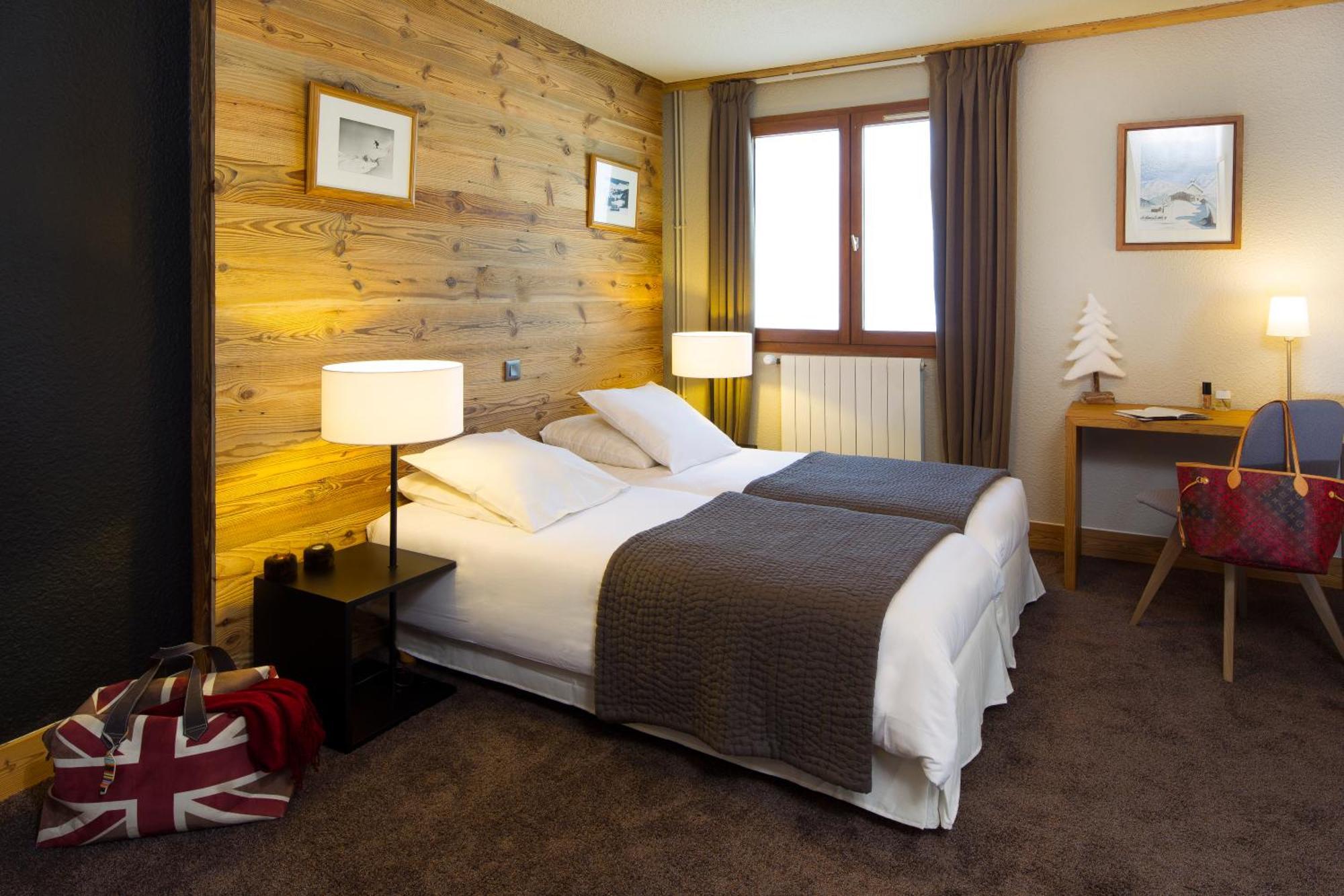 Hillary Hotel Les Menuires Екстер'єр фото